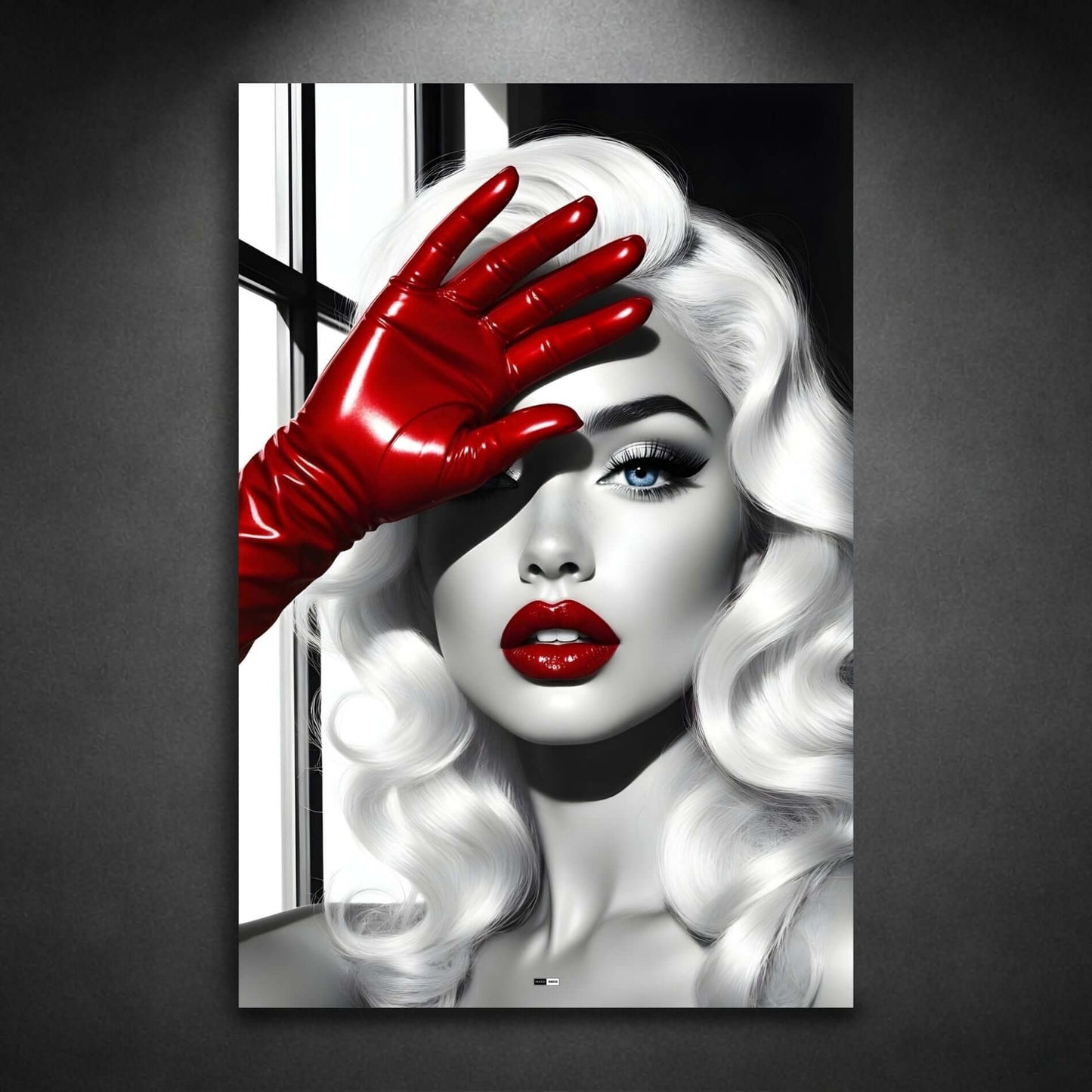 Red Glove Muse | Déco Haute Couture