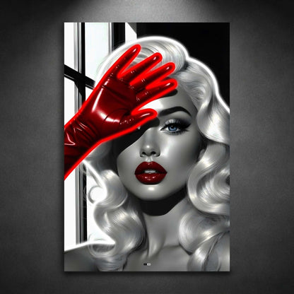 Red Glove Muse | Déco Haute Couture